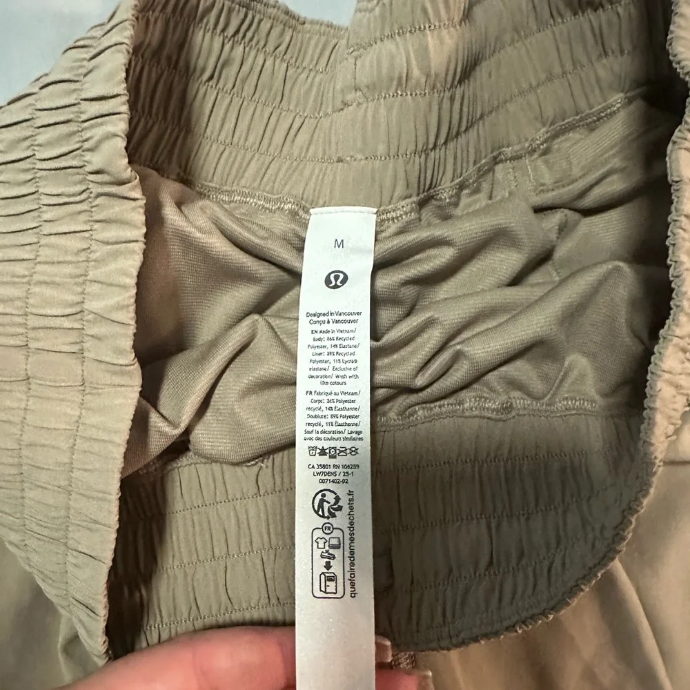 lululemon Shake it out high rise beige Layered Running Shorts